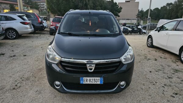 DACIA LODGY 1.5 DCI  107 CV DIESEL PRESTIGE 2014 7 POSTI E5 € 5.800,00 - immagine 8