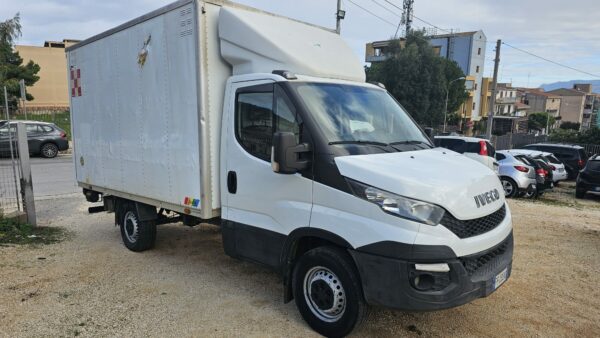 IVECO DAILY 35S15  2.3 M.JET 145 CV 2016  CASSONE CON PEDANA IDRAULICA E5  € 14.000,00 + IVA - immagine 7