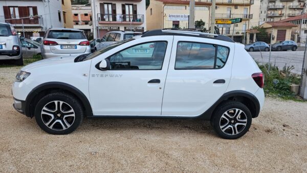 DACIA SANDERO STEPWAY 1.5 DCI 90CV PRESTIGE EURO 5 € 7.500,00 - immagine 10