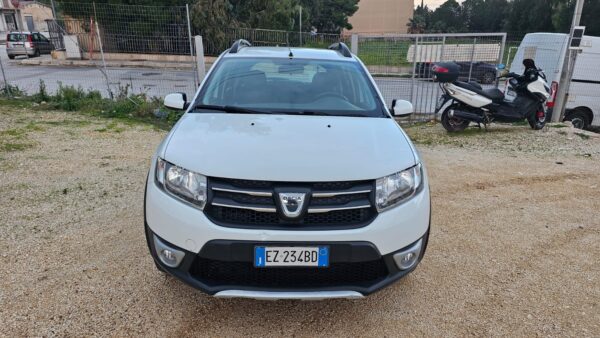 DACIA SANDERO STEPWAY 1.5 DCI 90CV PRESTIGE EURO 5 € 7.500,00