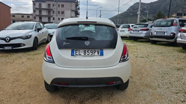 LANCIA YPSILON 1.3 M.JET 2012 GOLD  € 5.900,00 - immagine 5