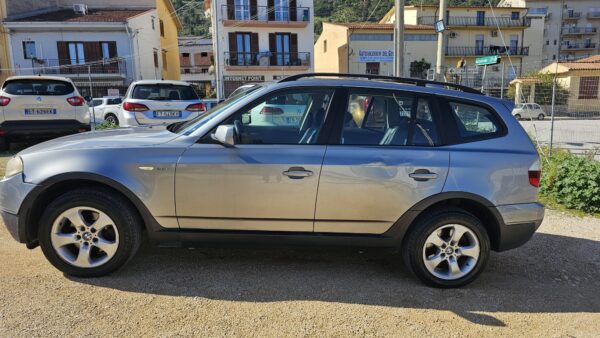 BMW X3 2.0D 150 CV ELETTA CON GANCIO TRAINO  € 2.700,00 - immagine 12