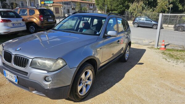 BMW X3 2.0D 150 CV ELETTA CON GANCIO TRAINO  € 2.700,00 - immagine 10